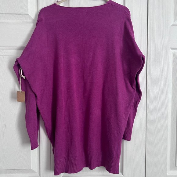 Sweater - Picture 3 of 3